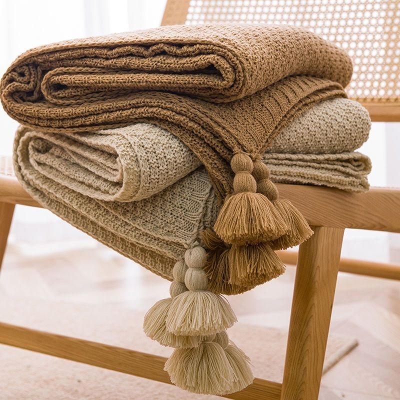 Throw Blanket Chunky Knit - ผ้าห่มนอร์ดิกสำหรับเตียง โซฟา ผ้าคลุมเตียงถักแบบหนา ผ้าห่มถักแบบมีพู่ สีพื้น ผ้าห่มลายวาฟเฟิลนูน